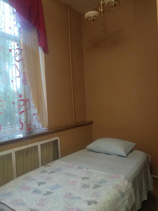 Appartamento Центр, Євгена Коновальця, 3 Lutsʼk Esterno foto