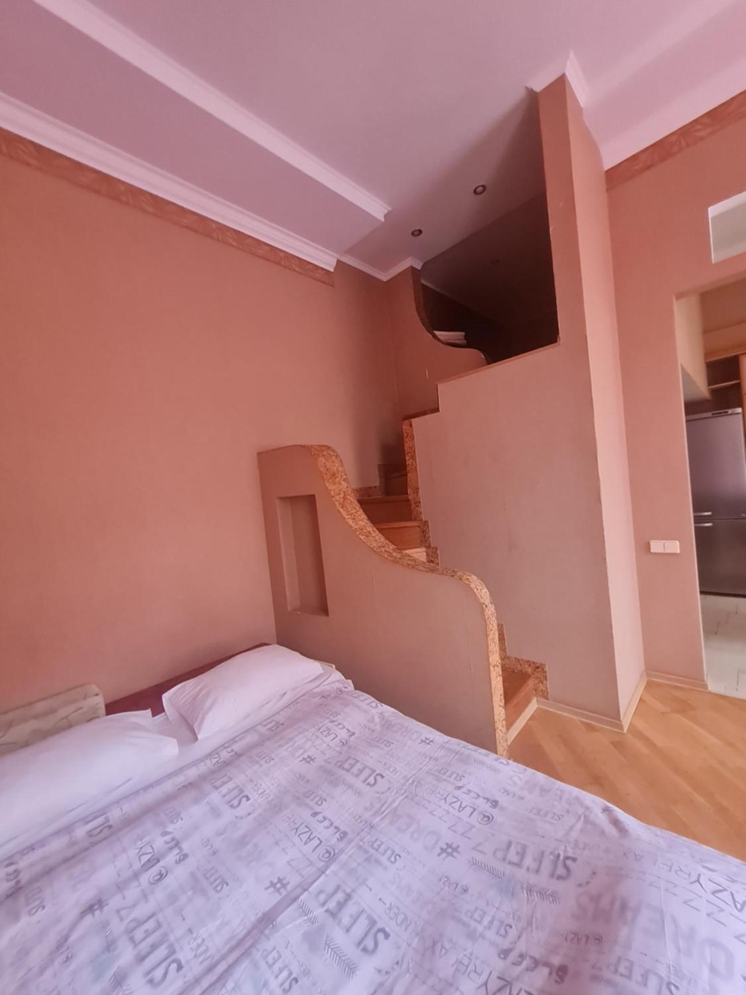 Appartamento Центр, Євгена Коновальця, 3 Lutsʼk Esterno foto